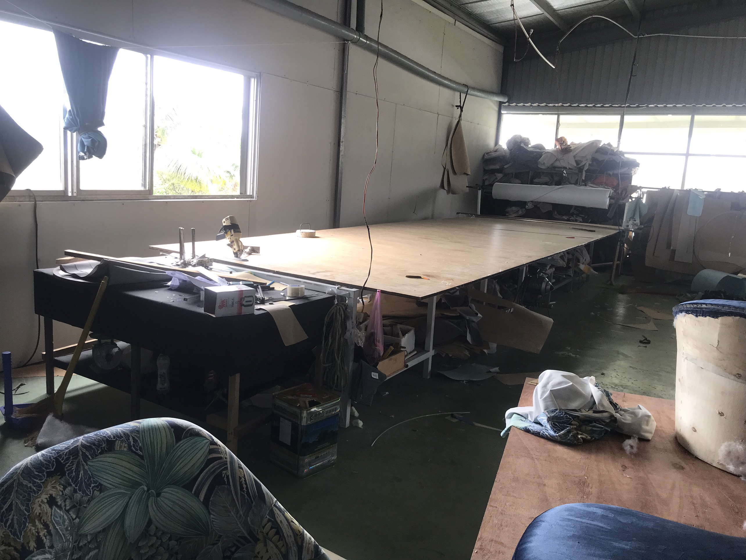 work bench.jpg